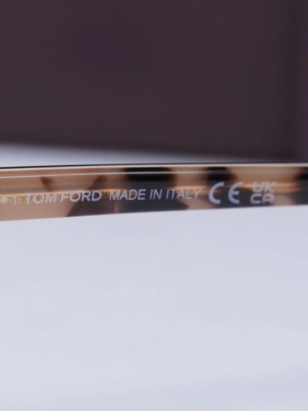 Tom Ford model ft5673